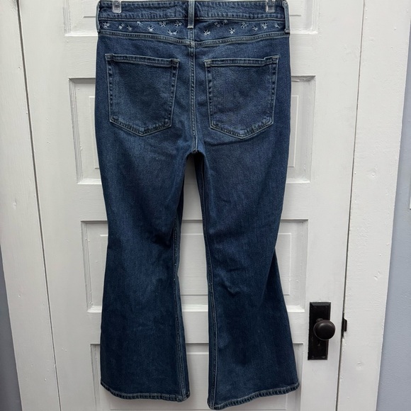 High Rise Flare Jeans Hollister Women’s Size 14 Short Blue Denim - Picture 4 of 11